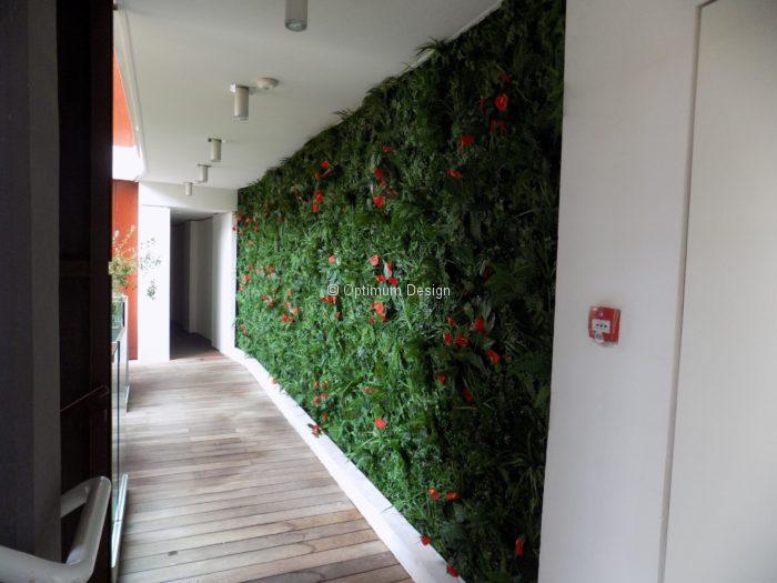 Mur-vegetal-classique-tropical-coursive-hôtel-75
