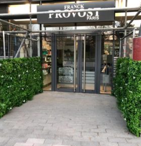 (après) Echafaudage décoration végétale coiffeur