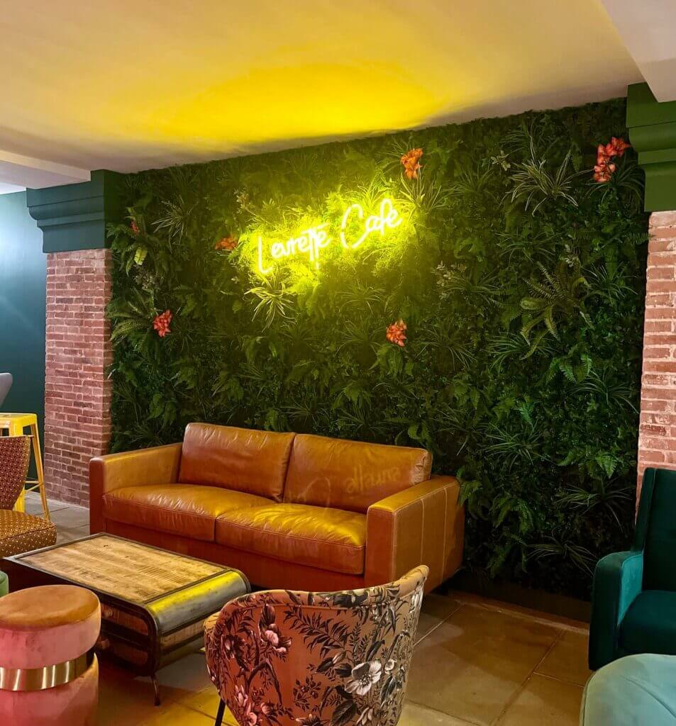mur végétal artificiel, Réalisation Optimum Design