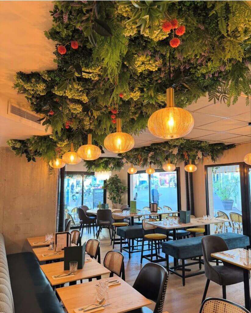 mur végétal stabilisé, Réalisation Optimum Design restaurant à paris